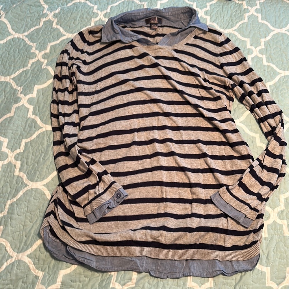 Maternity sweater